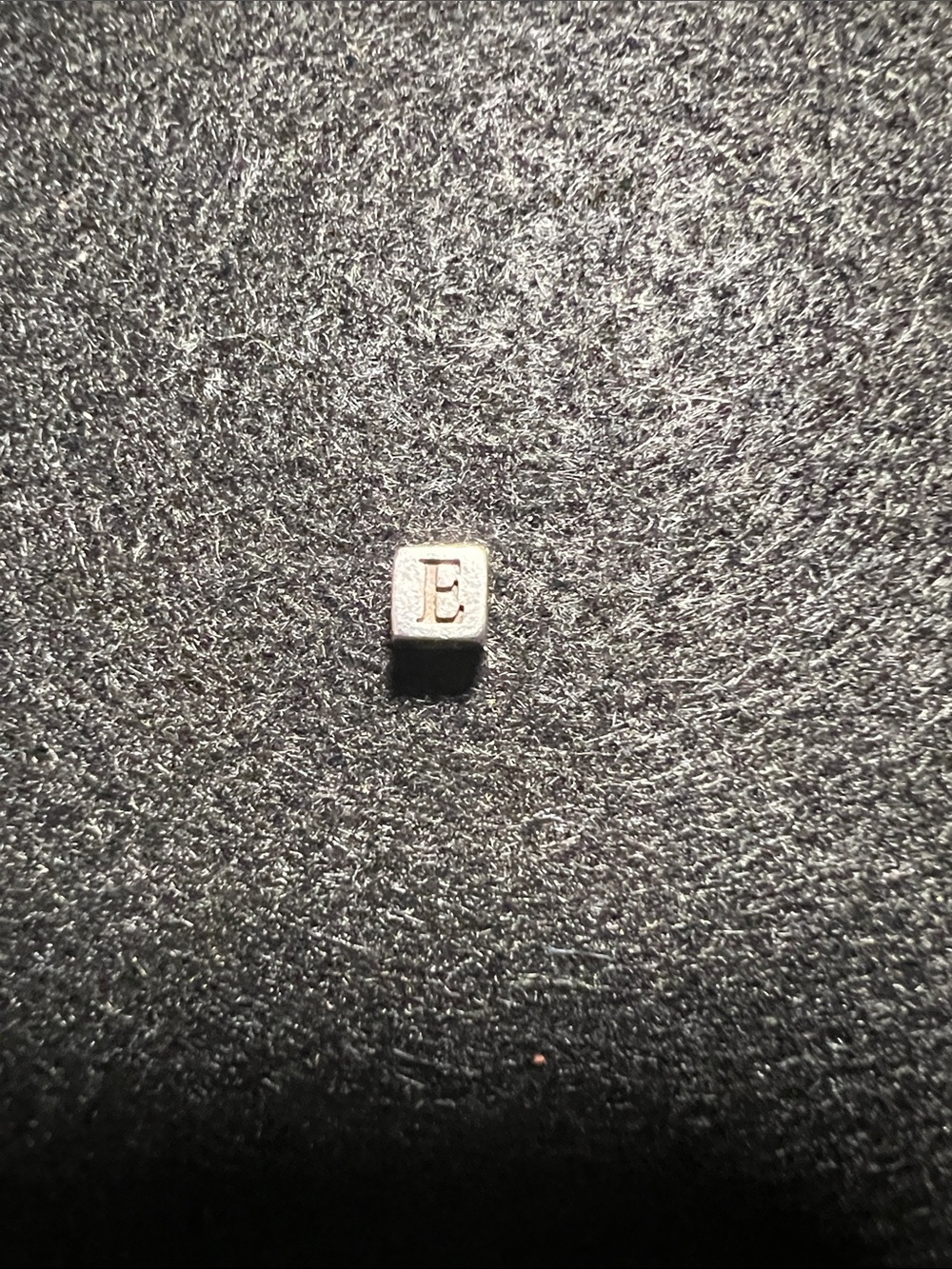 Tiffany &Co.Sterling Silver Initial 'E' Cube Pendant on non Tiffany Necklace 18” - Picture 4 of 4